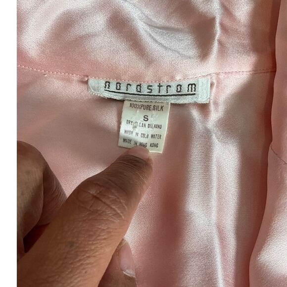 Nordstrom 100% Silk Small Long Back Pajama Top Long Sleeve Baby Pink White Trim - Picture 7 of 13